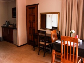 Silver Palms Guest House