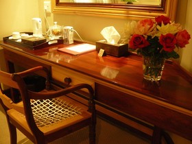 The Woodpecker Inn