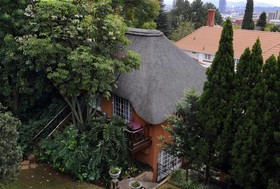 Treetops & Treats Guest House