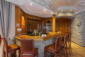 Apogee Boutique Hotel & Spa