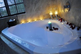 Waterfalls Boutique Hotel