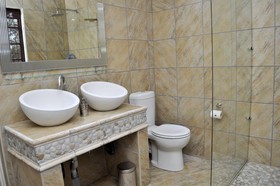 Waterfalls Boutique Hotel