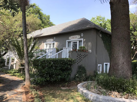 Waterhouse Guest Lodge in Muckleneu