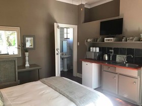 Waterhouse Guest Lodge in Muckleneu