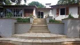 Amberhall Guesthouse