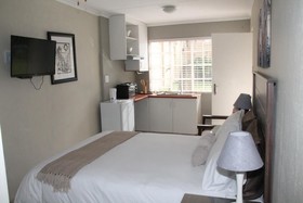 Kayamina Guesthouse