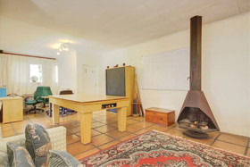 Lenox Lodge Guesthouse