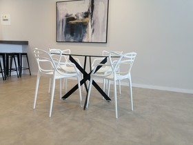 MINT Apartments Greenside