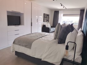 MINT Apartments Greenside