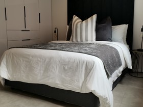 MINT Apartments Greenside