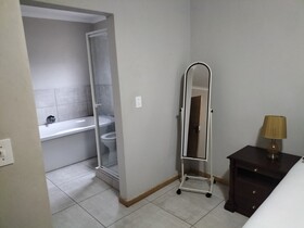 Akani Giest House Cosmo City