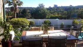 Chez Esme Guest House