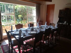 Chez Esme Guest House