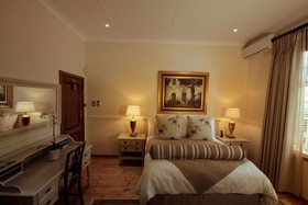 Kleine Constantia Boutique Guest House
