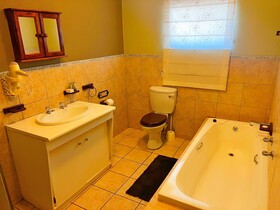 Protea Ridge Guest Cottages