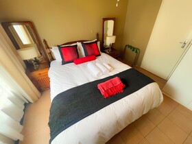 Protea Ridge Guest Cottages