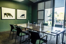 Home Suite Hotels Bristol