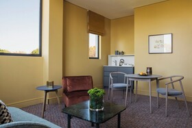 Home Suite Hotels Bristol