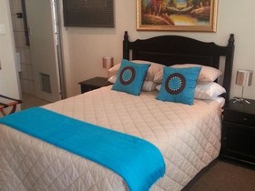 Black Swan Guest House