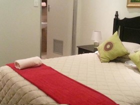 Black Swan Guest House