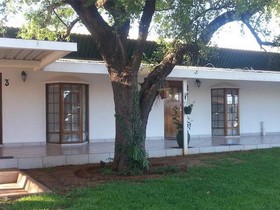Black Swan Guest House
