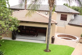 Letsatsing Lodge