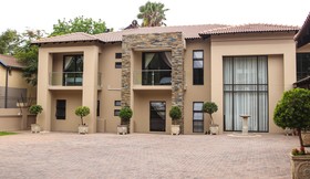 Letsatsing Lodge