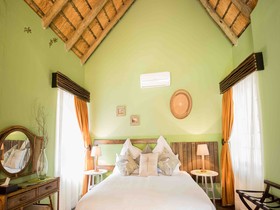 Mziki Safari Lodge