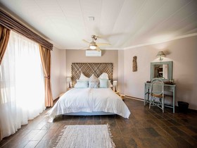 Mziki Safari Lodge
