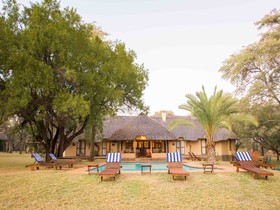 Mziki Safari Lodge