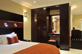 Safari Lodge, Hotel & Convention Centre