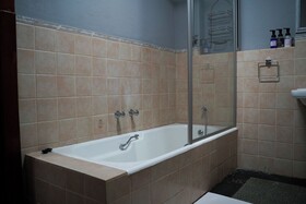Aqua Guest House