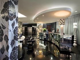 DAVINCI Hotel and Suites