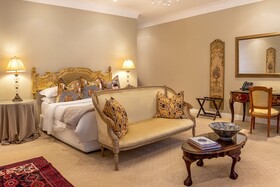 Fairlawns Boutique Hotel & Spa