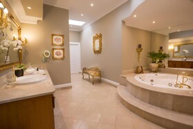 Fairlawns Boutique Hotel & Spa