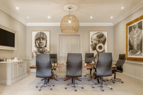 Fairlawns Boutique Hotel & Spa