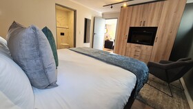 MINT Hotel 84 On Katherine