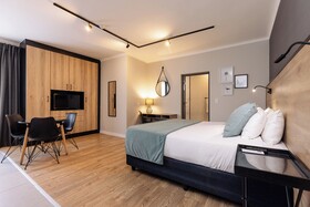 MINT Hotel 84 On Katherine