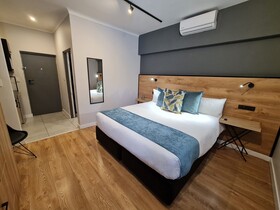 MINT Hotel 84 On Katherine