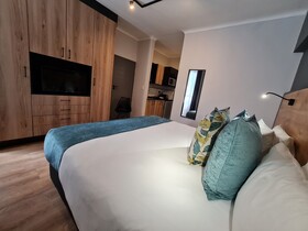 MINT Hotel 84 On Katherine