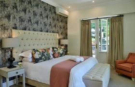Mont d'Or Hyde Park