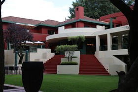 Ten Bompas Hotel