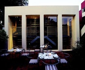 Ten Bompas Hotel
