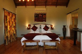 Addo Dung Beetle Guest Farm