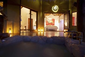 Pondoro Game Lodge
