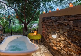 Pondoro Game Lodge