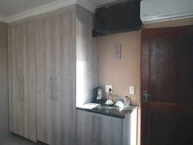 Hulela Guest House