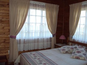 Nie-Zel Log Homes