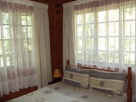 Nie-Zel Log Homes