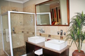 Safari Bed & Breakfast